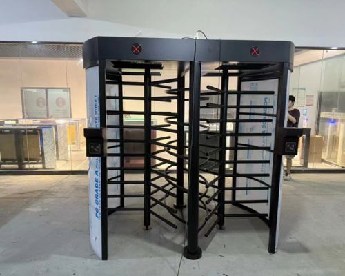 What are the advantages of powder coated iron full-height turnstile?